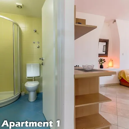 Art Apartments Vrsar Exterior photo