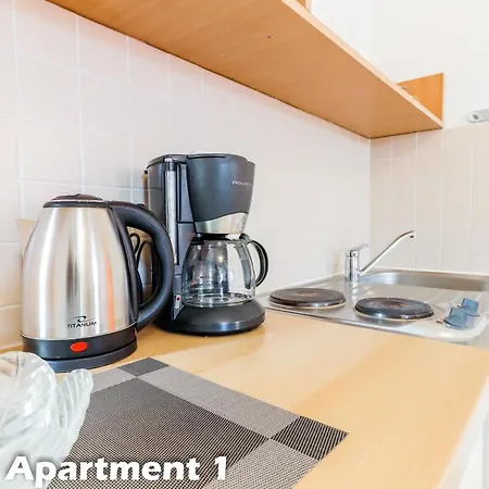 Art Apartments Vrsar Exterior photo